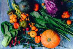 Si consiglia il consumo di verdure perché antiossidanti e ripuliscono l’intestino