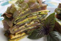 Lasagna di Zucchine grigliate con Pesto, Tonno e Basilico